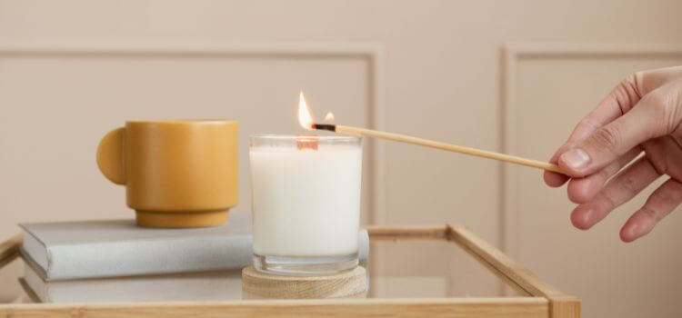 How to Use Scented Candles
